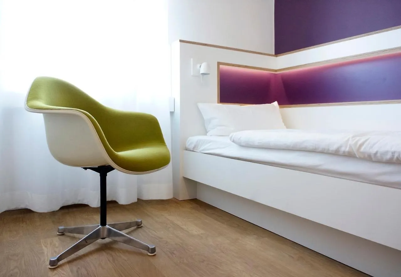 *** Pensjonat Art Hotel Ufer Düsseldorf Niemcy